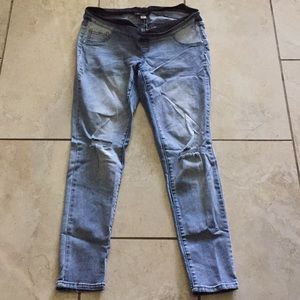 Blue denim jeans..maternity